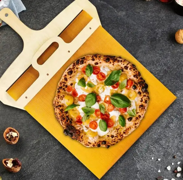 SLIDING PIZZA BOARD